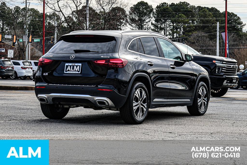 Used 2025 Mercedes-Benz GLA 250 4MATIC image 5