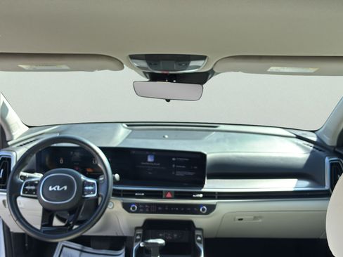 Used 2025 Kia Sorento S FWD image 27