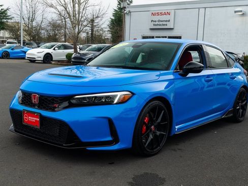Used 2024 Honda Civic Type R image 3