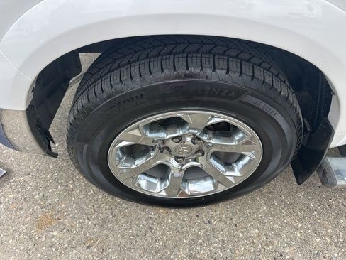 Used 2013 RAM 1500 Laramie w/ Convenience Group image 16