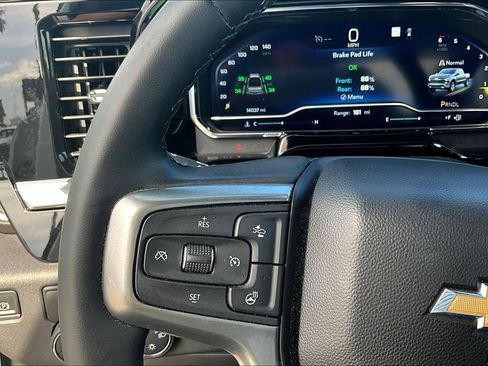 Used 2023 Chevrolet Silverado 1500 LT RWD image 13
