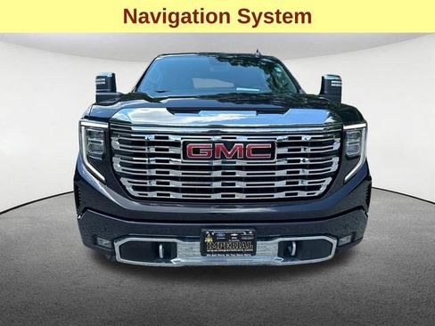 Used 2024 GMC Sierra 1500 Denali w/ Denali Reserve Package AWD/4WD image 4