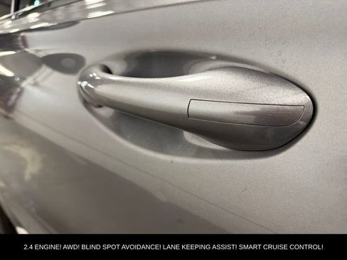 Used 2019 Hyundai Santa Fe SE AWD/4WD image 5