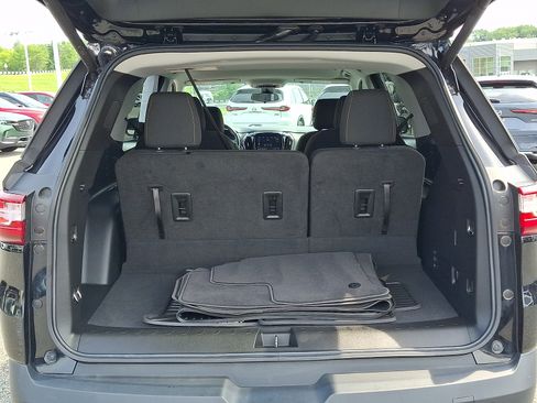 Used 2021 Chevrolet Traverse LT AWD/4WD image 30
