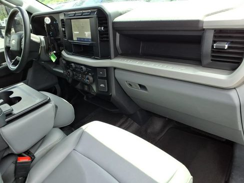 Used 2023 Ford F350 XL w/ XL Driver Assist Package AWD/4WD image 11