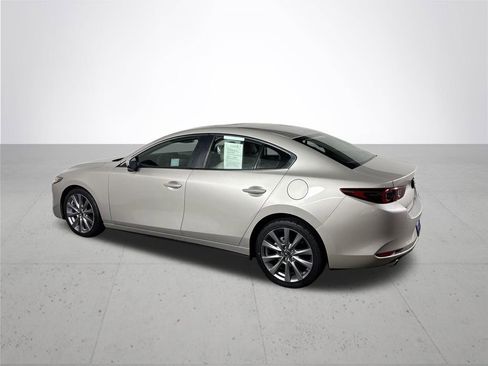 Used 2022 MAZDA MAZDA3 s FWD image 8