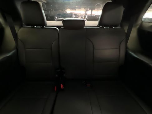 New 2026 Chevrolet Traverse RS w/ LPO, Floor Liner Package AWD/4WD image 20