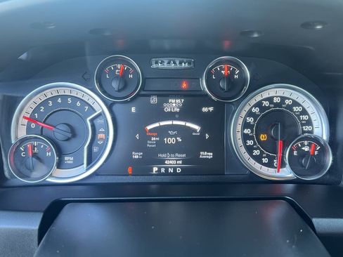 Used 2021 RAM 1500 Classic Warlock w/ Luxury Group image 14