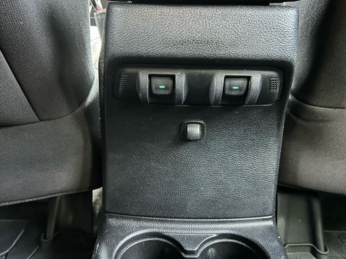 Used 2014 Jeep Wrangler Unlimited Rubicon AWD/4WD image 37