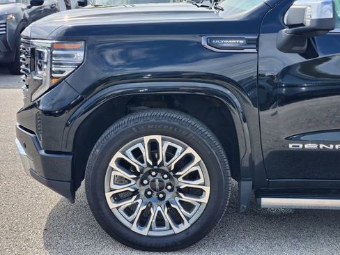 Used 2024 GMC Sierra 1500 Denali Ultimate AWD/4WD image 5