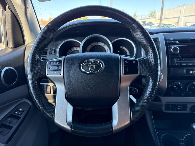 Used 2012 Toyota Tacoma 4x4 Double Cab w/ SR5 Pkg image 19