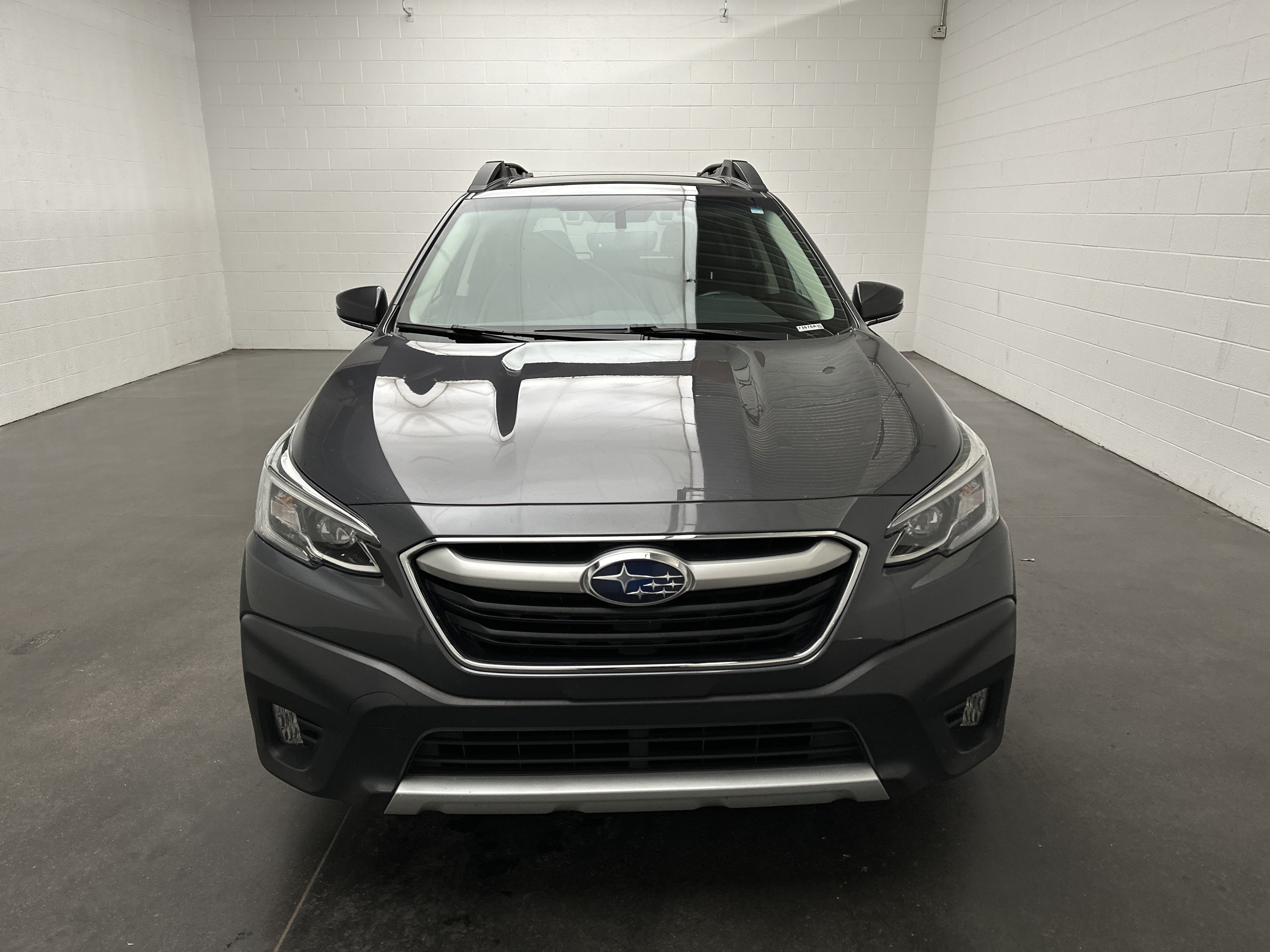 Used 2021 Subaru Outback Limited XT w/ Popular Package #2 AWD/4WD image 3