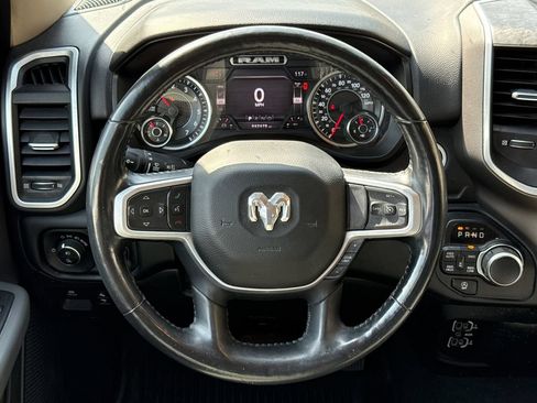 Used 2020 RAM 1500 Big Horn AWD/4WD image 14
