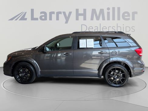 Used 2019 Dodge Journey GT w/ Nav & Sun Group AWD/4WD image 2
