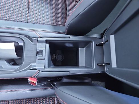 New 2025 Nissan Kicks SR AWD/4WD image 24