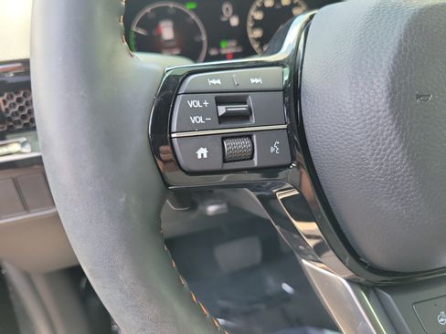 Certified 2025 Honda CR-V Sport Touring image 26