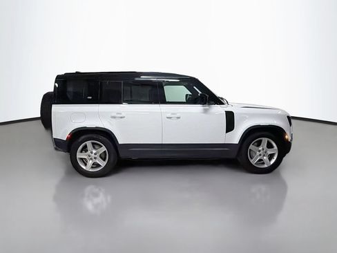 Used 2021 Land Rover Defender 110 SE AWD/4WD image 8