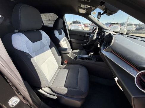 New 2026 Chevrolet Trax RS image 28