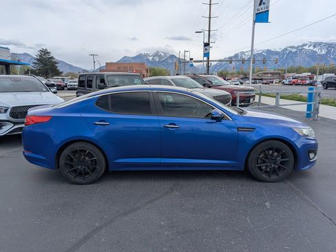 Used 2012 Kia Optima SX w/ Premium Touring Pkg FWD image 2