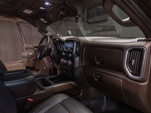 Used 2021 GMC Sierra 2500 Denali w/ Denali Ultimate Package AWD/4WD image 15