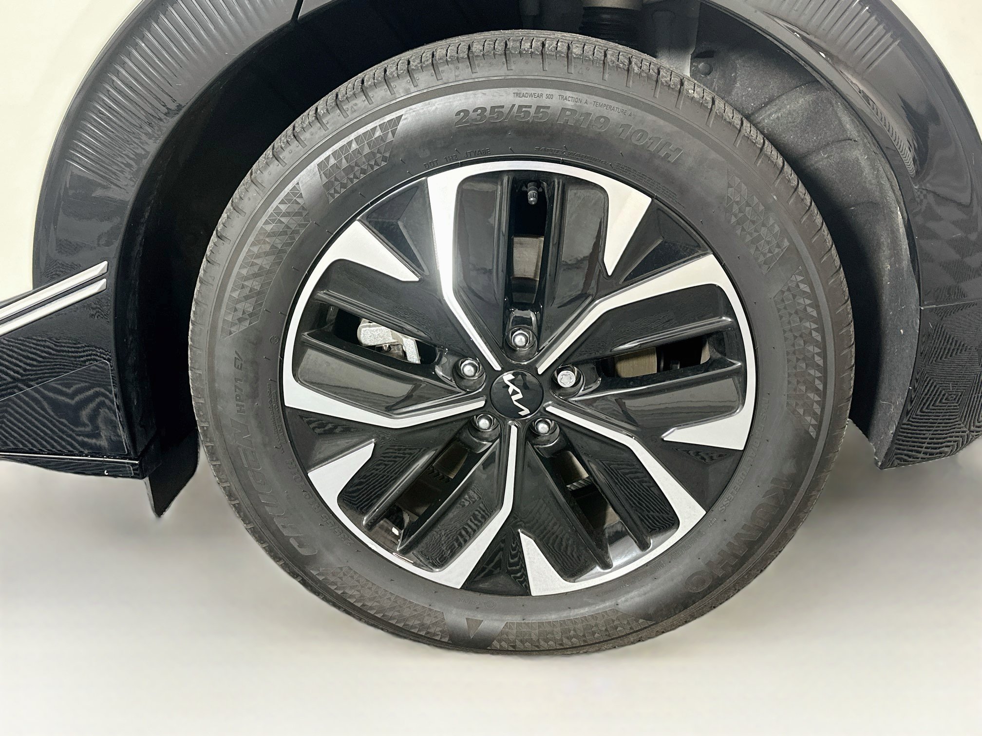 Used 2024 Kia EV6 Wind RWD image 11