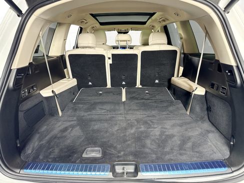 Used 2021 Mercedes-Benz GLS 580 4MATIC image 34