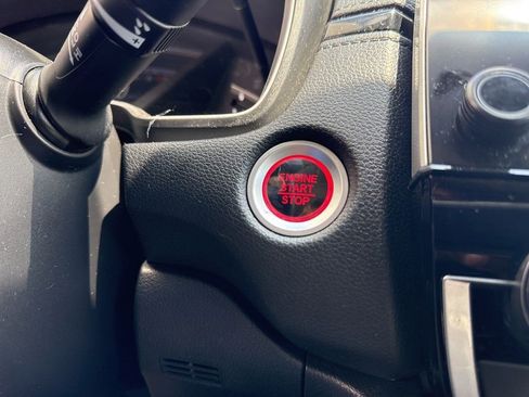Certified 2019 Honda CR-V EX image 18