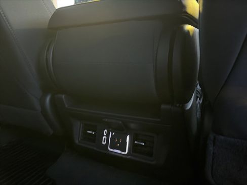 New 2025 GMC Sierra 2500 SLE w/ SLE Convenience Package image 6