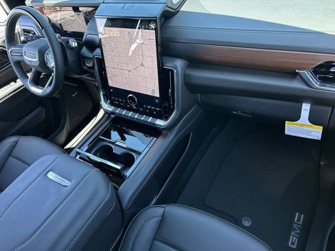 New 2026 GMC Yukon Denali w/ Advanced Technology Package RWD image 29