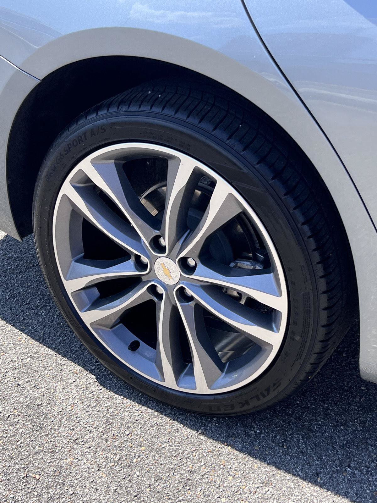Used 2025 Chevrolet Malibu LT FWD image 35