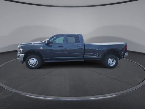 New 2026 RAM 3500 Tradesman AWD/4WD image 5