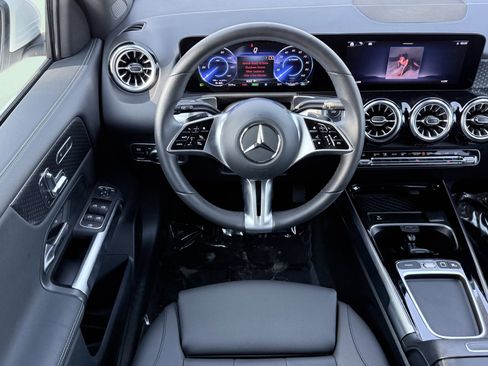 Used 2025 Mercedes-Benz EQB 250+ image 48