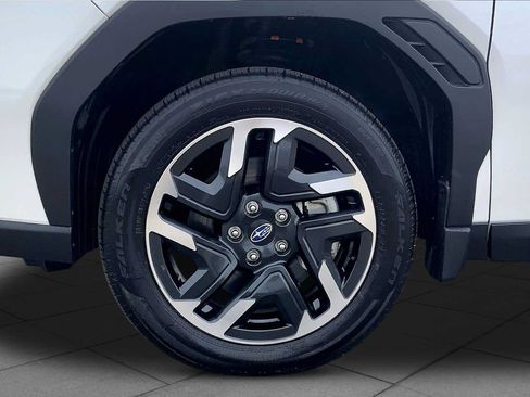 Certified 2025 Subaru Forester Limited AWD/4WD image 11