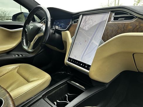 Used 2016 Tesla Model S 75D image 38