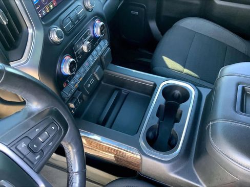 Used 2020 GMC Sierra 1500 Elevation w/ Elevation Value Package image 16