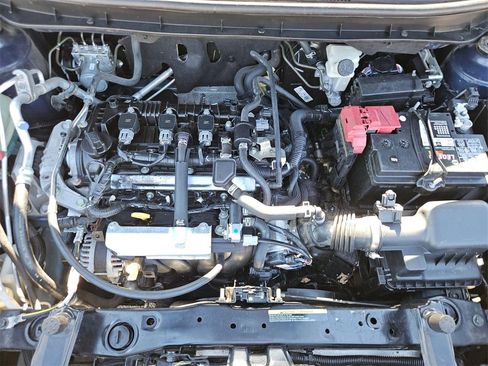 Used 2020 Nissan Kicks SV image 30