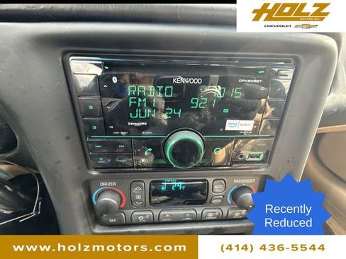 Used 1998 Chevrolet Corvette Convertible w/ Memory Pkg image 14