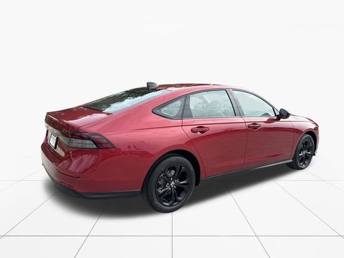New 2025 Honda Accord SE image 8