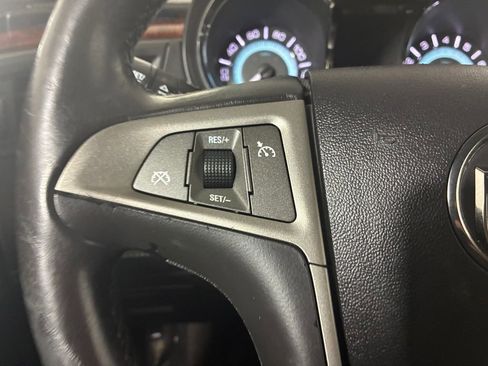 Used 2013 Buick LaCrosse Leather image 10