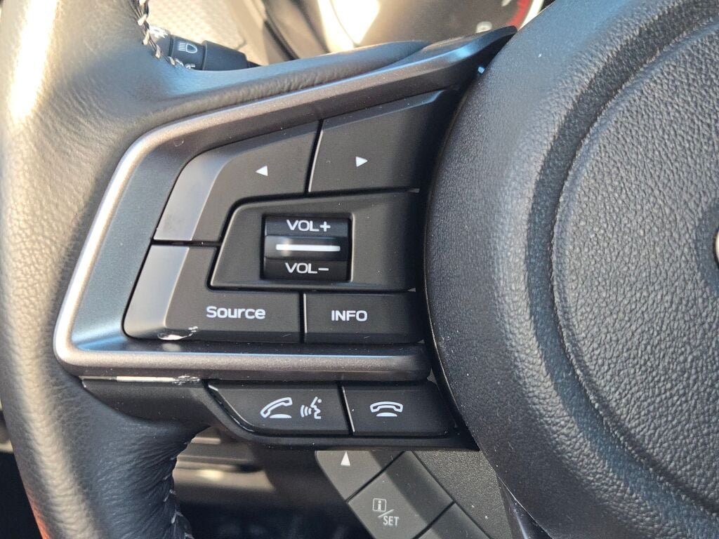 Used 2023 Subaru Forester Premium AWD/4WD image 32