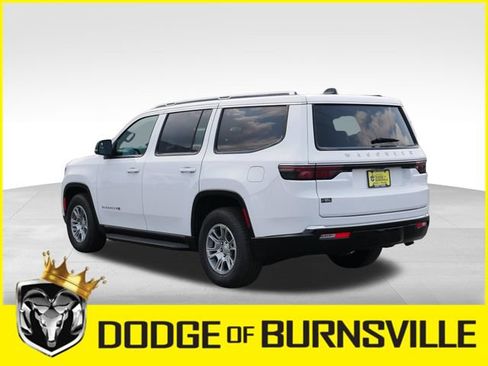 Used 2024 Jeep Wagoneer 4WD image 6