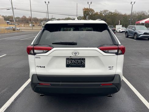 New 2025 Toyota RAV4 XLE image 13