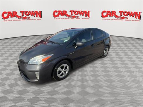 Used 2015 Toyota Prius Four image 4