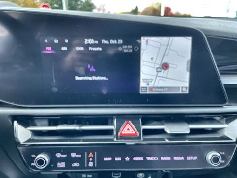 Certified 2023 Kia Niro Wind w/ Wind Preserve Package image 13