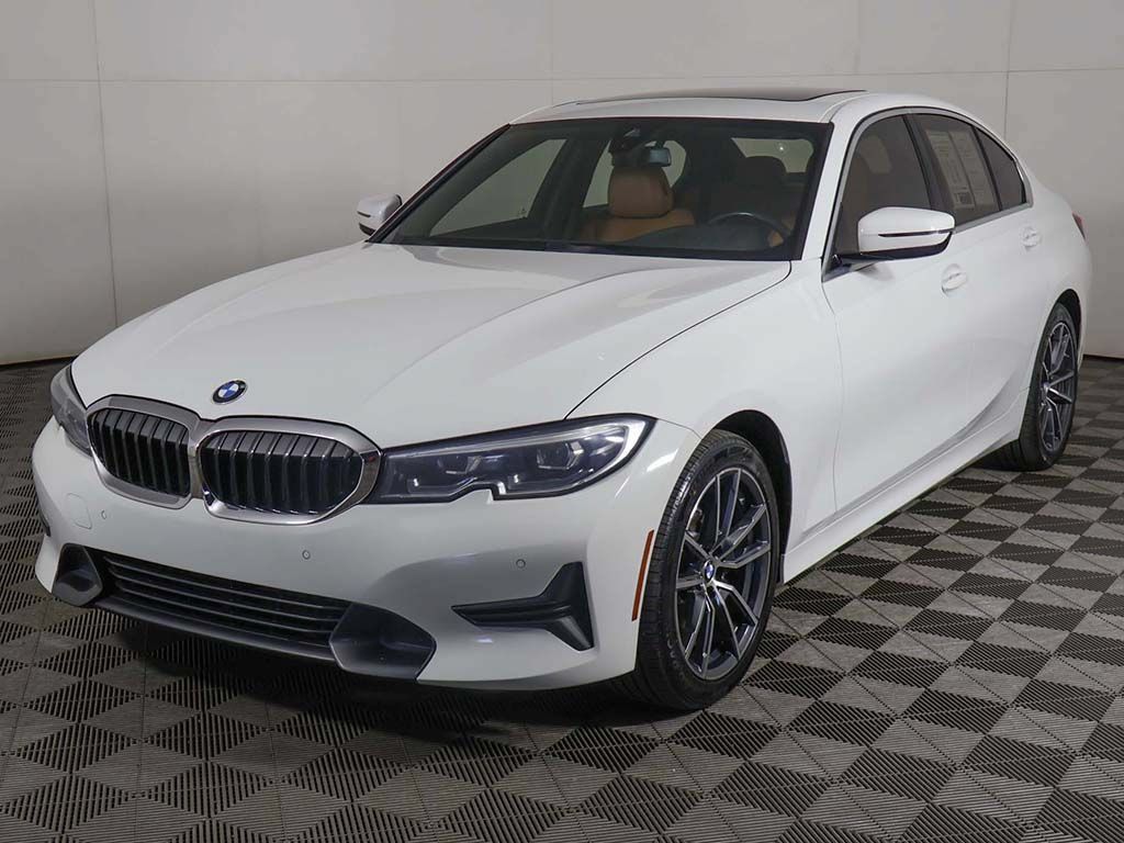 Used 2020 BMW 330i xDrive Sedan w/ Convenience Package AWD/4WD image 9