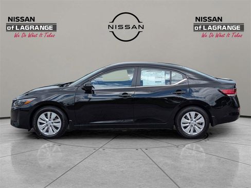 New 2025 Nissan Sentra S image 8