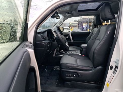 Used 2021 Toyota 4Runner SR5 Premium w/ Moonroof Package image 11