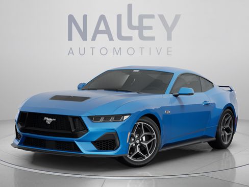 Used 2025 Ford Mustang Coupe RWD image 5