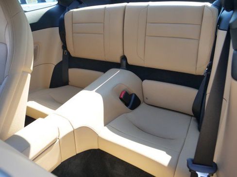 Used 2021 Porsche 911 Carrera image 32