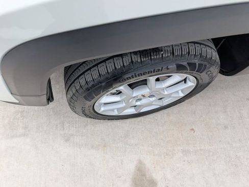 Used 2022 Jeep Renegade Latitude w/ Convenience Group image 9